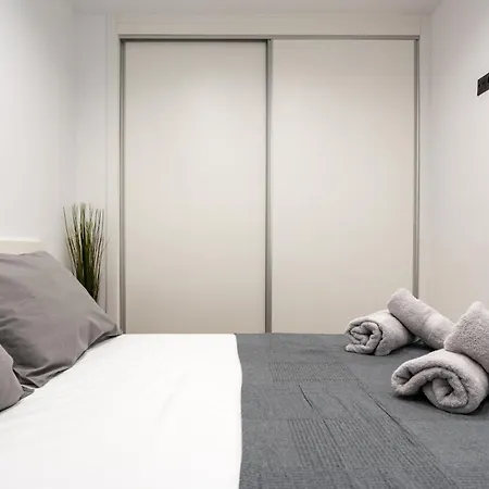 Апартаменты Apartamento Holy 1 *