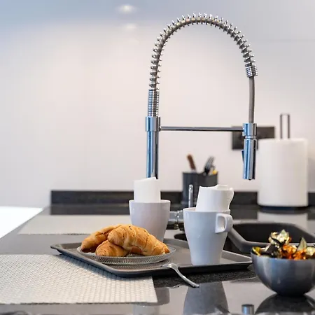 Апартаменты Apartamento Holy 1 Малага